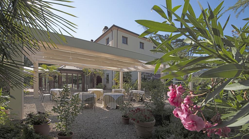 Villa Belfiore Ostellato Exterior photo